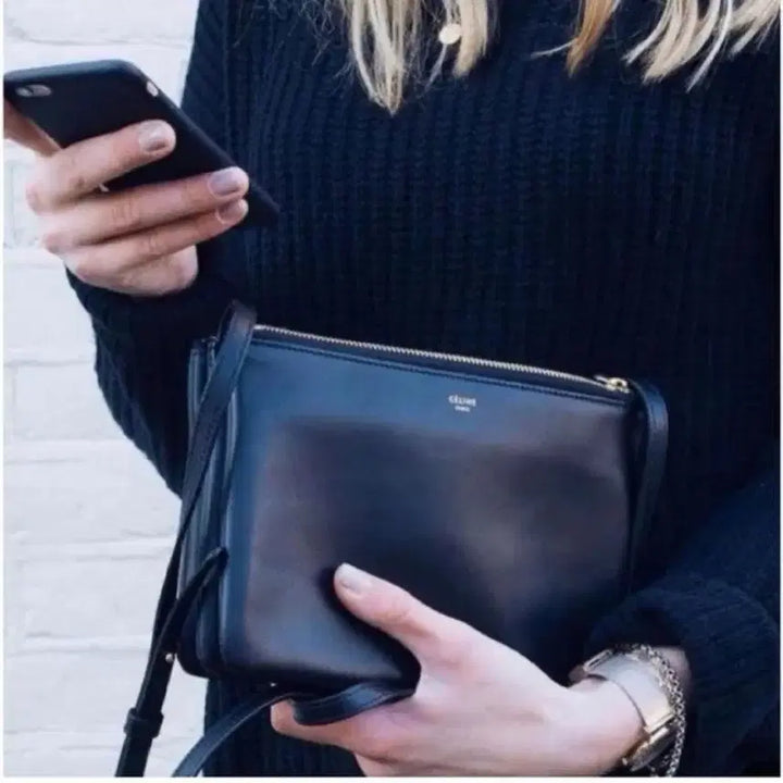 [BUNJANG] Celine Trio Bag Black (Medium) / 셀린느 트리오백 블랙(미디움)