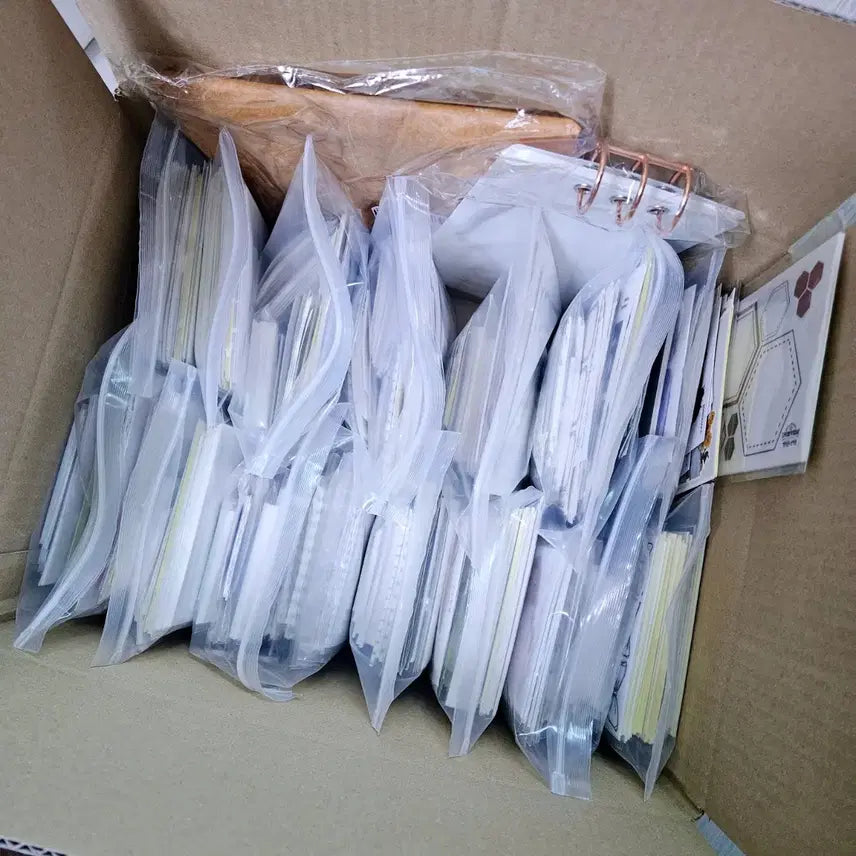 [BUNJANG] Assorted Stationery Box Set / 다꾸템 대량 정리 박스 / 감성 다꾸 약 7kg / 마지막 1박스