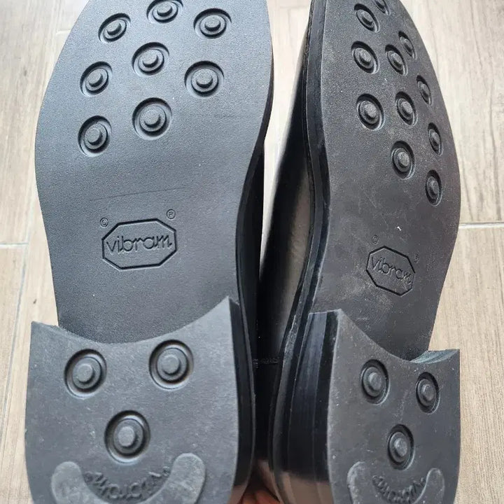 [BUNJANG] Lost Garden Max Sneakers / 로스트가든 막스(Max) (260)