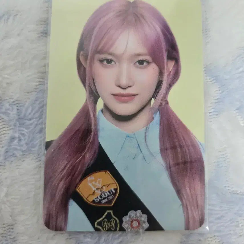 [BUNJANG] IVE Leeseo Photocard / 유일매물))아이브 이서 후드집업 포카양도