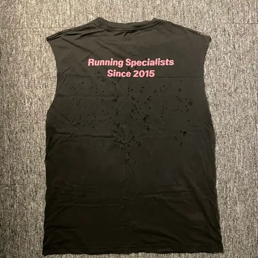 [SOLD OUT] 새티스파이 모스테크 슬리브리스 에이지드 블랙 [4]