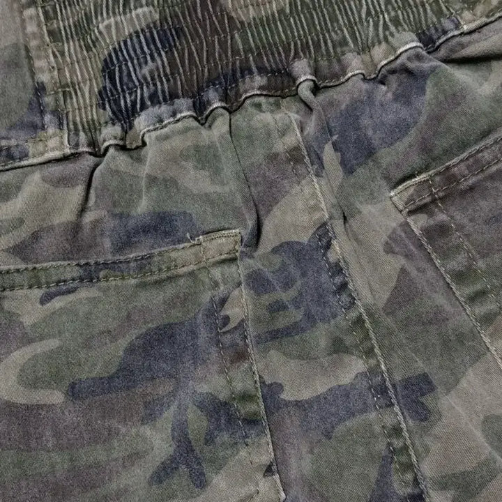 [BUNJANG] Sorridere Camouflage High-Waist Mini Skirt (M) / [Sorridere] 뒷밴딩 카모 4버튼 하이웨이스트 스커트 (M)