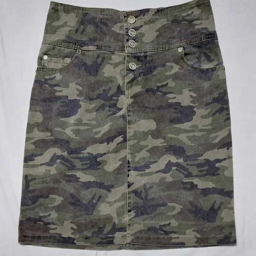 [BUNJANG] Sorridere Camouflage High-Waist Mini Skirt (M) / [Sorridere] 뒷밴딩 카모 4버튼 하이웨이스트 스커트 (M)