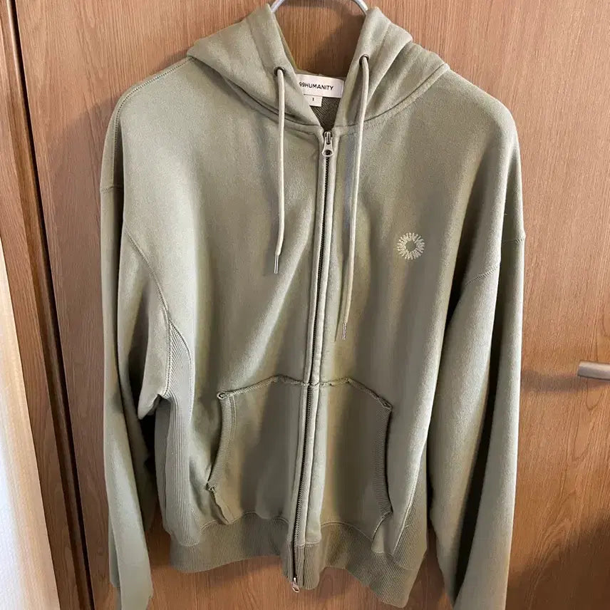 [BUNJANG] 999 Humanity EVD Hooded Zip-up (Faded Khaki) / 999휴머니티 EVD 후디드 집업 (페이디드 카키)
