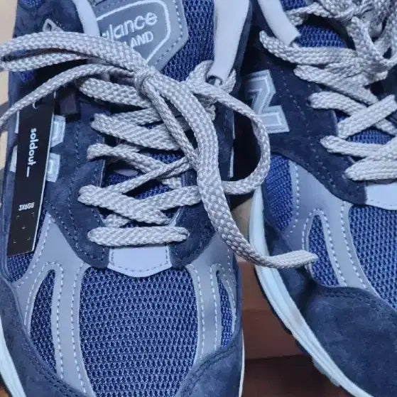 [BUNJANG] New Balance 991 v2 Navy Sneakers / 뉴발란스 991 v2 네이비 265mm새상품 팝니다