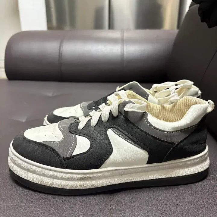 [BUNJANG] A-bly Sneakers / 에이블리 스니커즈