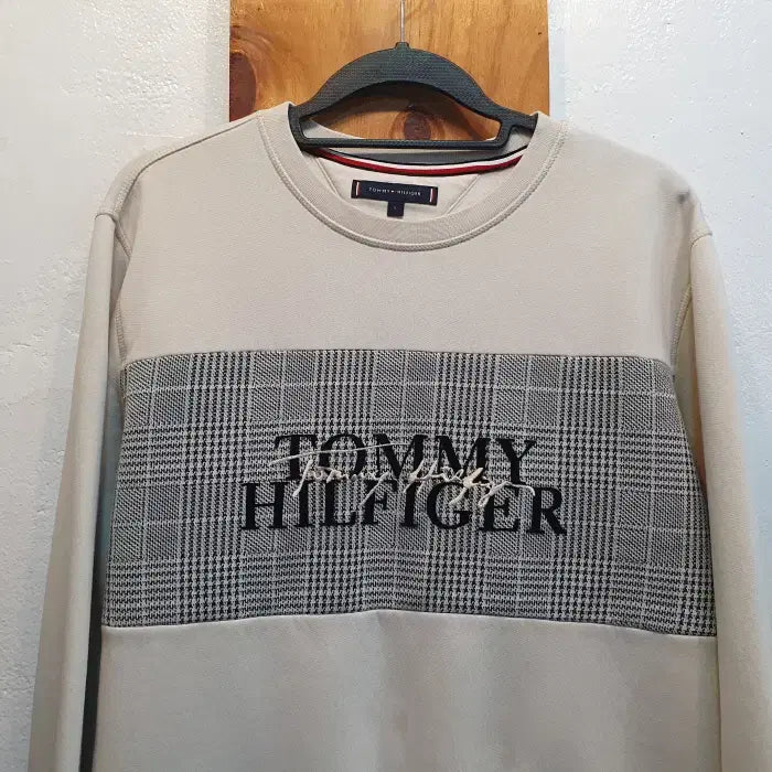 [BUNJANG] Tommy Hilfiger Fleece Sweatshirt (Size 105) / 타미힐피거 기모 맨투맨(105)
