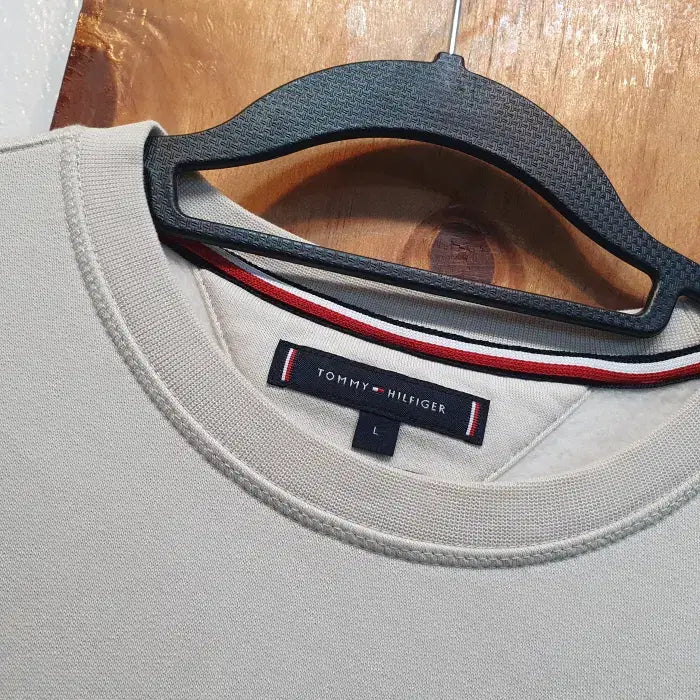 [BUNJANG] Tommy Hilfiger Fleece Sweatshirt (Size 105) / 타미힐피거 기모 맨투맨(105)
