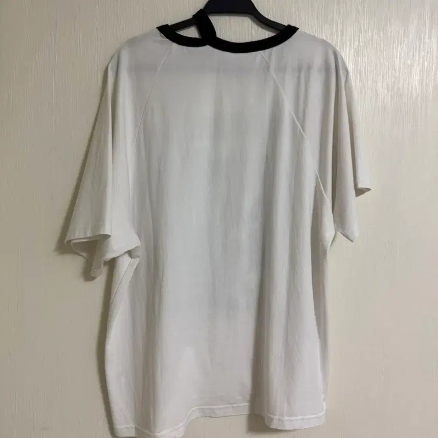 [BUNJANG] Soif White Choker T-shirt / 소이프 화이트 초커 티셔츠