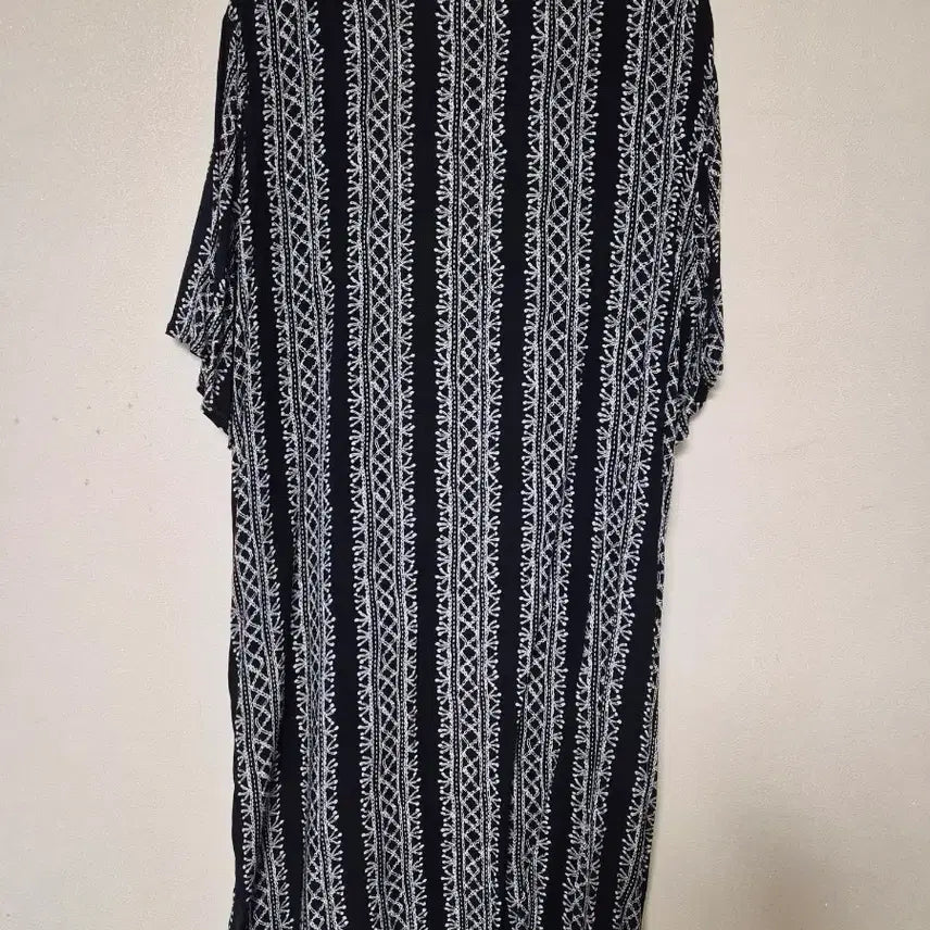 [BUNJANG] MUST BE Navy Pattern Long Cardigan / 새상품) MUST BE 네이비 패턴 롱 가디건