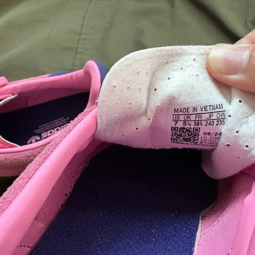 [BUNJANG] Adidas Gazelle Indoor Pink Sneakers / 아디다스 가젤 인도어 핑크 새제품 240사이즈