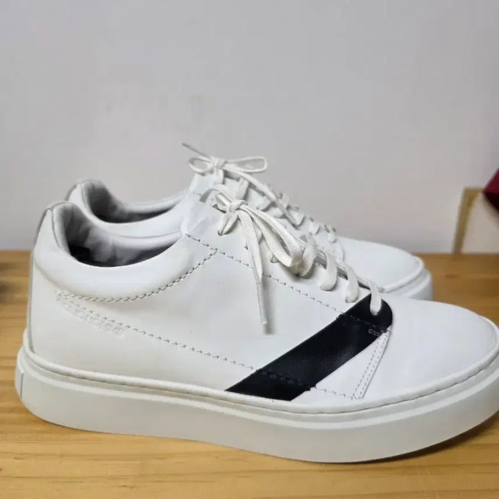 [BUNJANG] Solid Homme White Leather Sneakers / 솔리드옴므 흰색 스니커즈 운동화 미사용