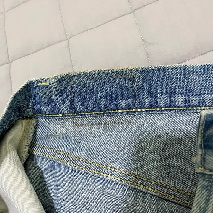 [BUNJANG] Hatski Wide Tapered Denim Jeans Ice Blue / [1] 하츠키 와이드 테이퍼드 데님 Ice Blue