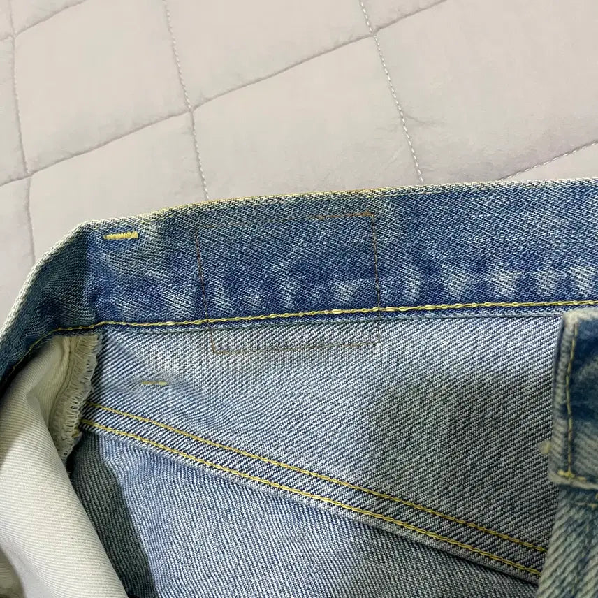 [BUNJANG] Hatski Wide Tapered Denim Jeans Ice Blue / [1] 하츠키 와이드 테이퍼드 데님 Ice Blue