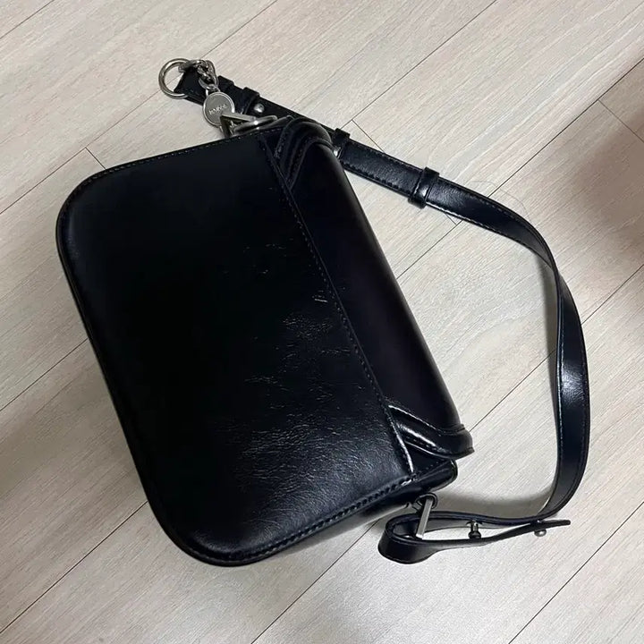 [BUNJANG] Square Line Amber Handbag / 스퀘어라인 엠버 가방