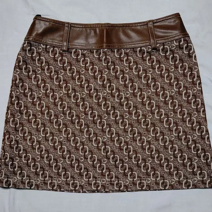 [BUNJANG] MORGAN DE TOI Logo Pattern Leather Mini Skirt / [프랑스 빈티지/38] MORGAN 로고 패턴 레더 배색 미니스커트