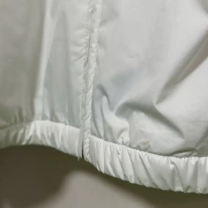 [SOLD OUT] 나이키 퍼스널 바람막이 자켓 화이트