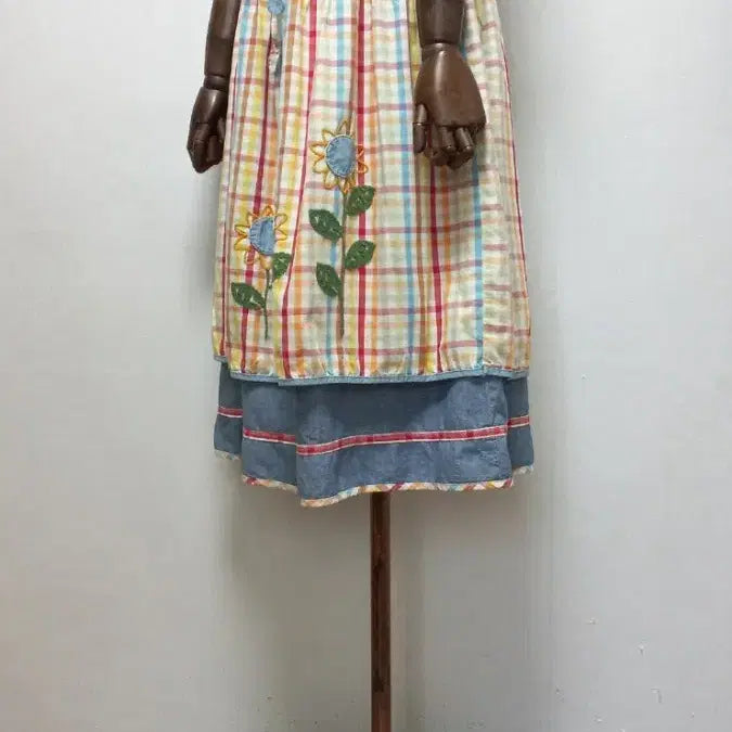 [BUNJANG] Denim Check Embroidered Midi Skirt / 데님 체크 배색 자수 스커트