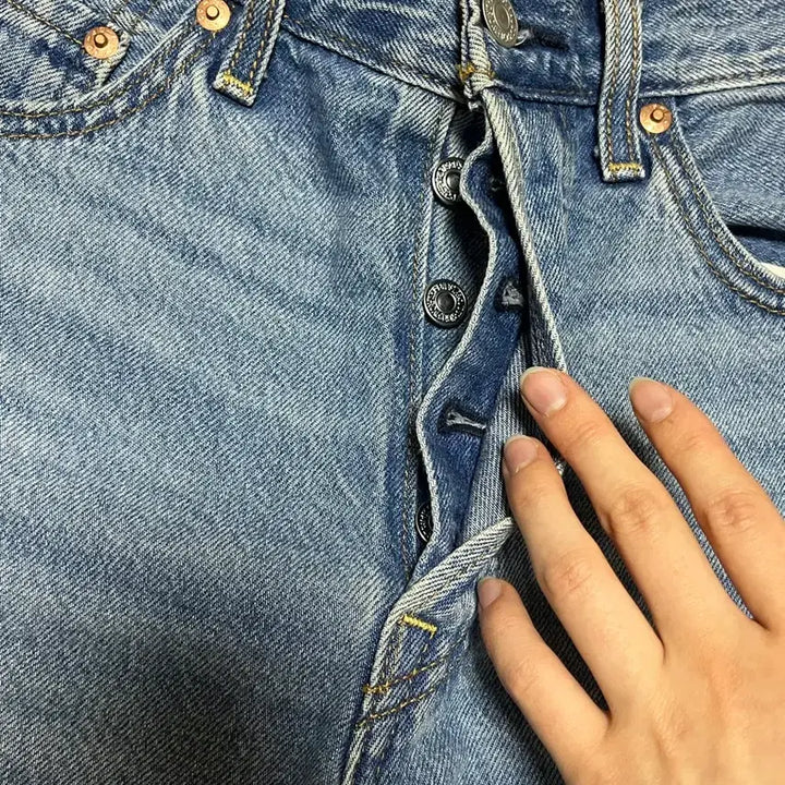 [BUNJANG] Levi's Straight Ankle Jeans / 리바이스 스트라이트 앵클 진 블루