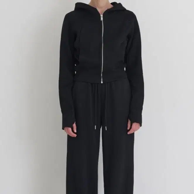 [BUNJANG] Hwa Mellow Mink Training Set Black (S-M) Shorts / 하와 멜로우 밍크 트레이닝 세트 블랙 새상품 바지숏(S-M)