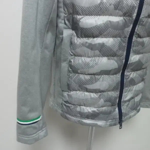 [BUNJANG] Adidas Men's Spring/Autumn Sports Training Top / 아디디스/정품/남성/춘추/스포츠/트레이닝 상의/95(M)새제품