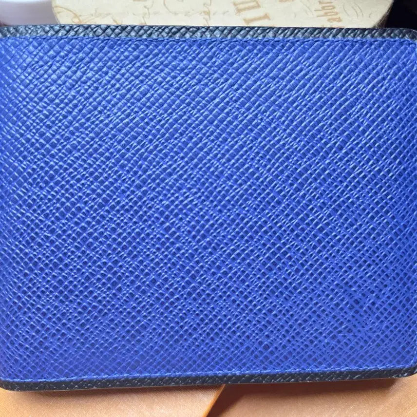 [BUNJANG] Louis Vuitton Multiple Wallet Taiga Leather Blue Men&