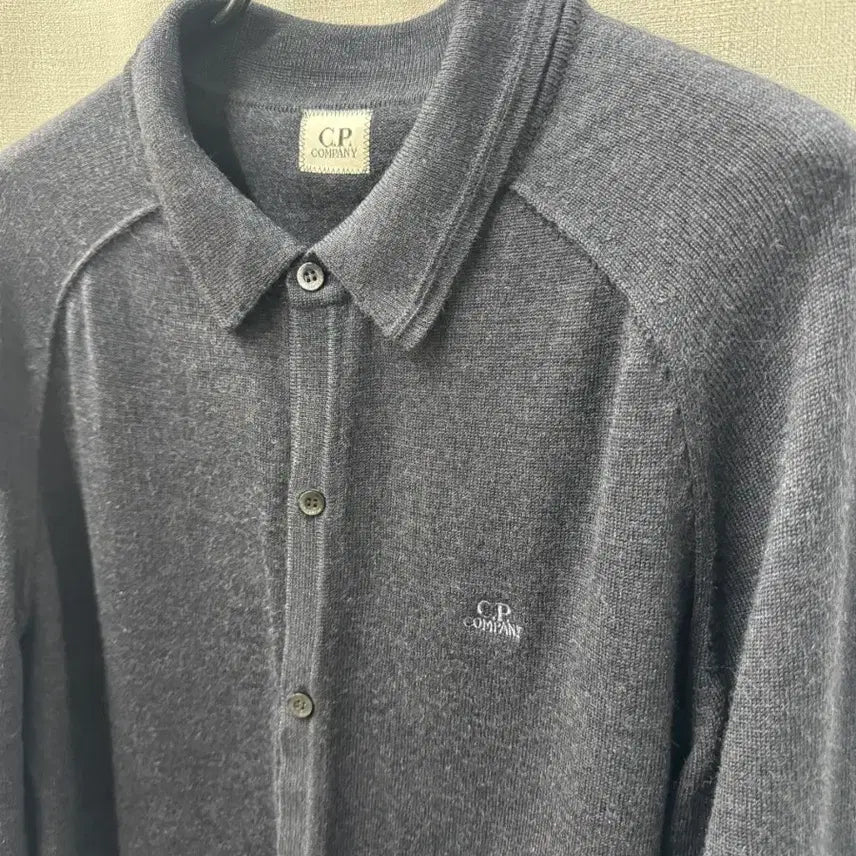 [SOLD OUT] 씨피컴퍼니 정품 로고 니트셔츠 가디건 (95~100)