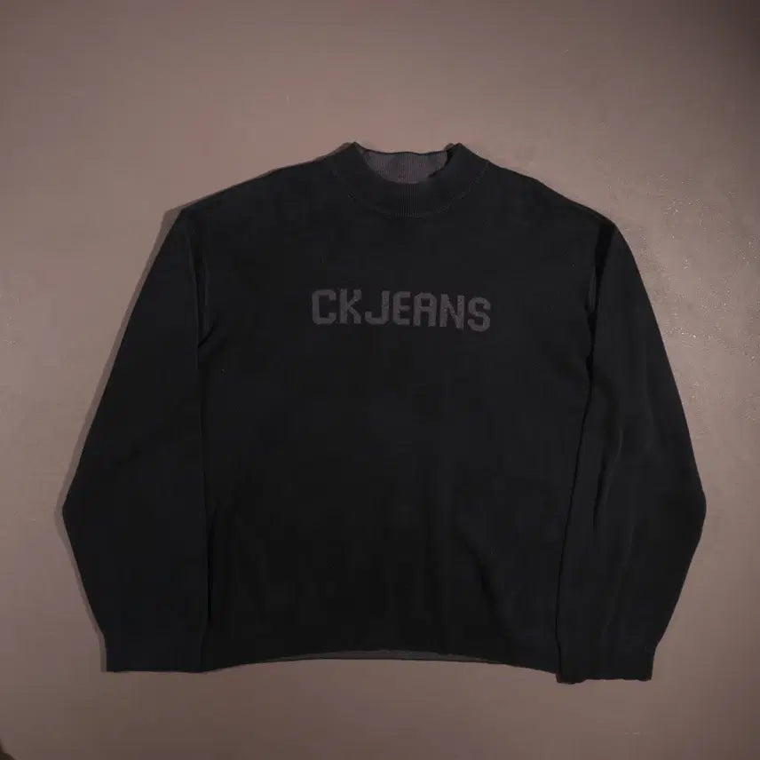 [BUNJANG] Calvin Klein Logo Knit Sweater / 90s 캘빈클라인 로고 니트 C256