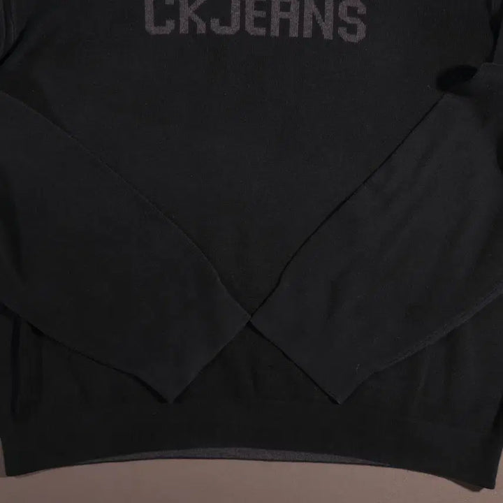 [BUNJANG] Calvin Klein Logo Knit Sweater / 90s 캘빈클라인 로고 니트 C256
