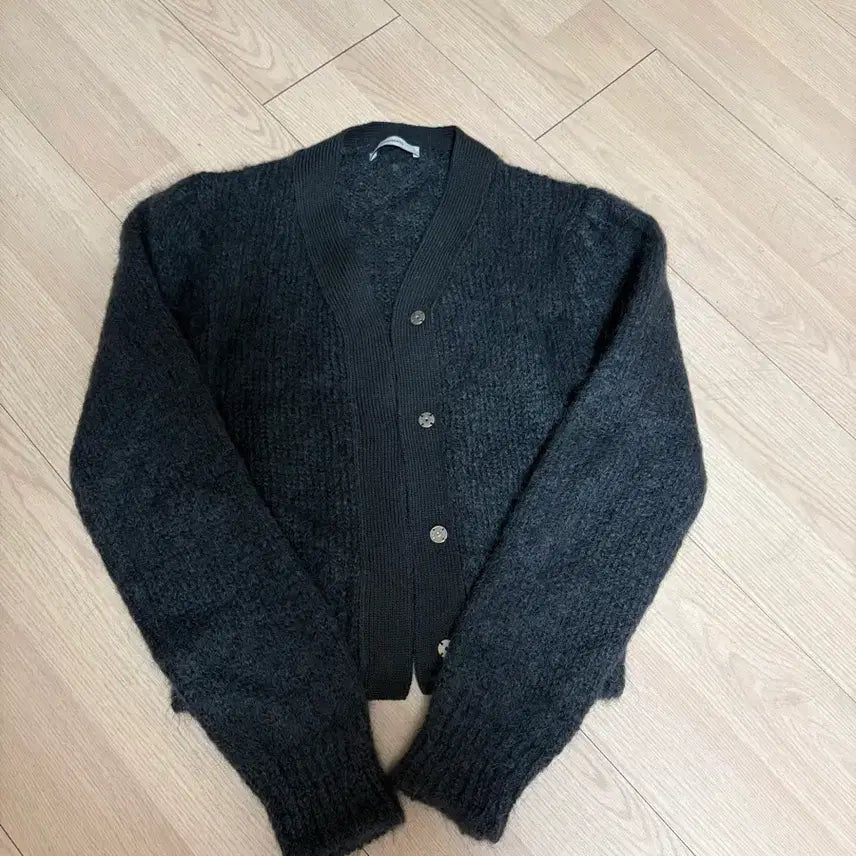 [BUNJANG] AMOMENTO Grandma Cardigan / 아모멘토 그랜마 가디건