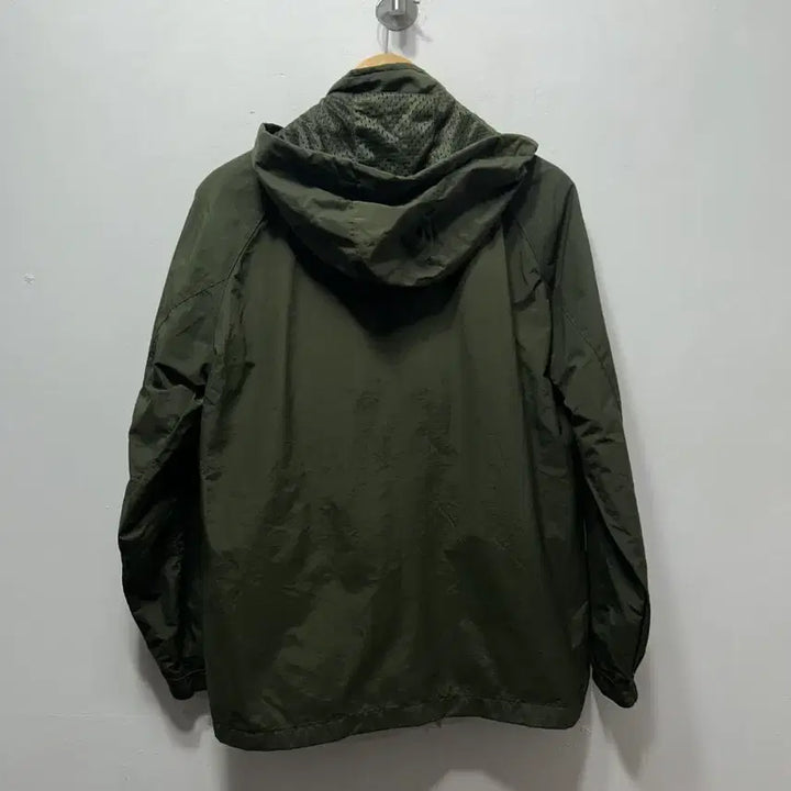 [BUNJANG] Khaki Hooded Windbreaker Jacket M / 카키색 후드 바람막이 점퍼 M
