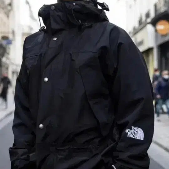 [BUNJANG] The North Face 1994 Retro Mountain Futurelight Jacket - Black / 노스페이스 1994 레트로 마운틴 퓨처라이트 자켓.블랙.