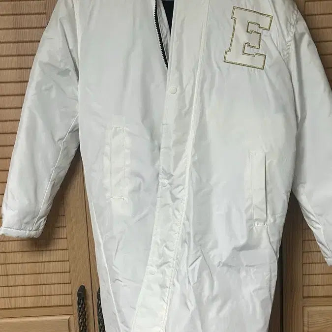 [BUNJANG] Ewha Womans University White Long Padded Jacket / 이화여대 돕바 롱패딩 화이트