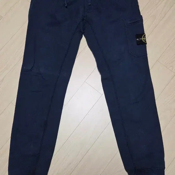 [BUNJANG] Stone Island Navy Training Jogger Pants / 스톤아일랜드 네이비 트레이닝 조거 팬츠