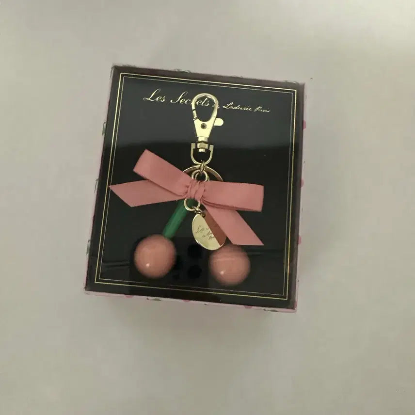 [BUNJANG] LADUREE Cherry Keyring / (미개봉) 라뒤레 체리 키링