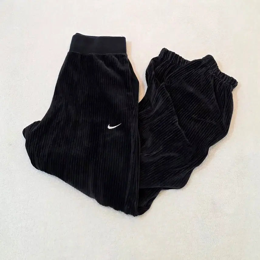 [BUNJANG] Nike Corduroy Training Pants / 나이키 츄리닝바지 <골덴>