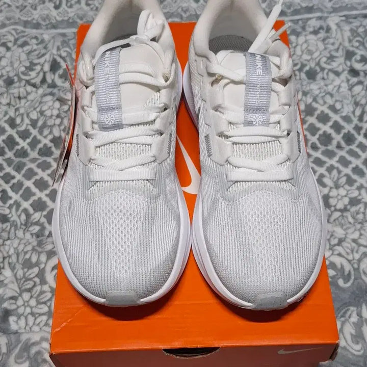 [BUNJANG] Nike Zoom Structure 25 Sneakers / 나이키 신발 새상품