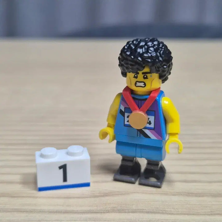 [BUNJANG] Lego 71045 Track and Field Athlete Minifigure / 레고 71045 육상선수 미니피규어