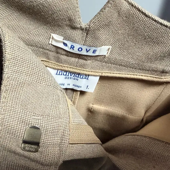 [BUNJANG] Grovestore Cha Jungwon Bella Skirt / 그로브스토어 차정원 벨라스커트