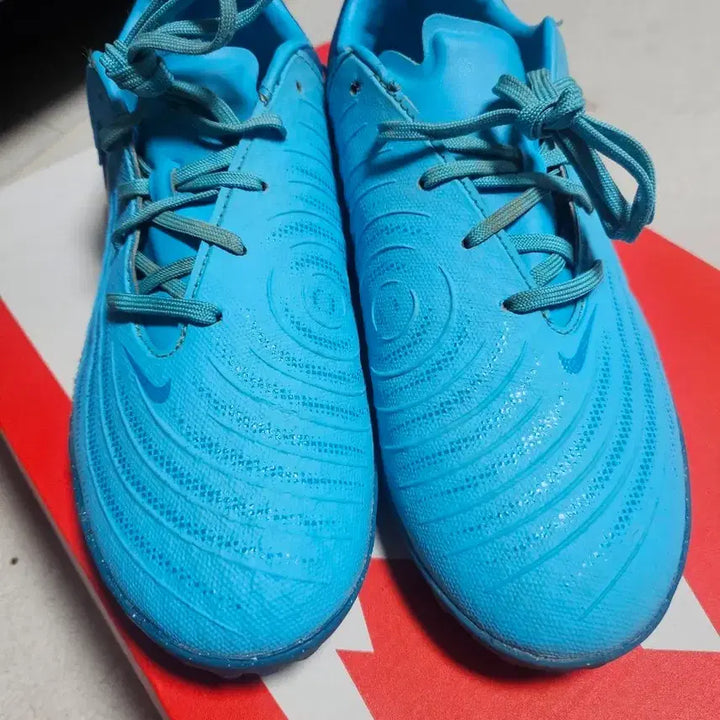 [BUNJANG] Nike Phantom 235 Futsal Shoes / 나이키 팬텀 풋살화 235