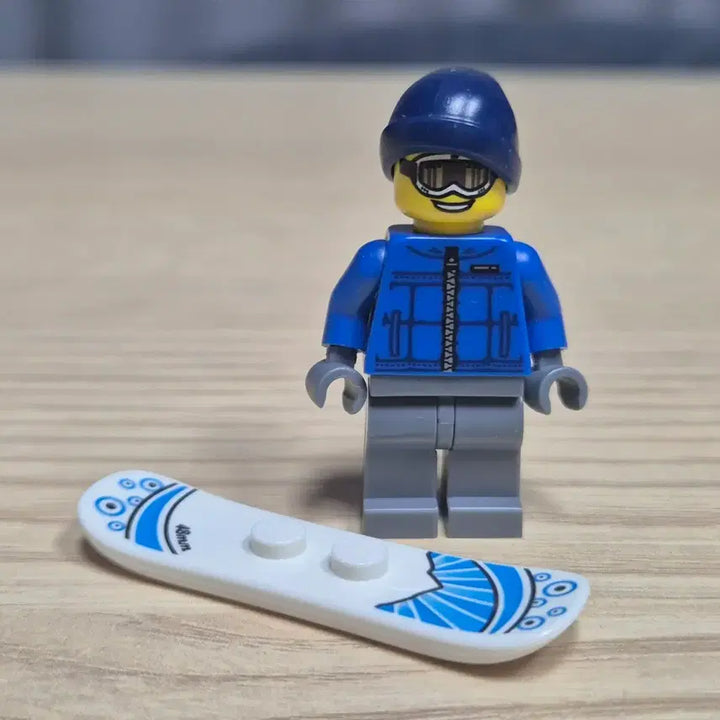 [BUNJANG] Lego 8805 Snowboarder Minifigure / 레고 8805 스노우 보더 미니피규어 (스노우 보드 약간 변색)