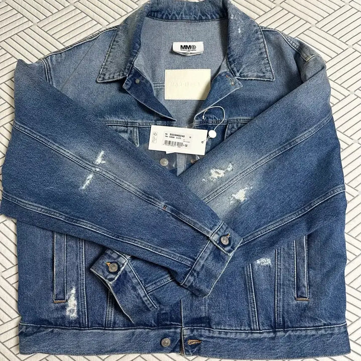 [BUNJANG] MM6 Oversized Denim Jacket (Size 50) / MM6 마르지엘라 오버사이즈 데님 자켓 50 사이즈