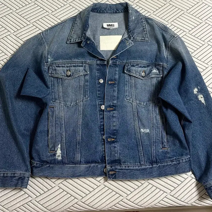 [BUNJANG] MM6 Oversized Denim Jacket (Size 50) / MM6 마르지엘라 오버사이즈 데님 자켓 50 사이즈