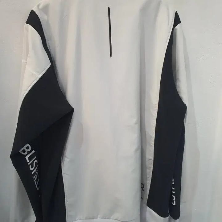 [BUNJANG] Oakley White/Black Zip-up Jacket / 오클리 화이트/블랙 집업자켓