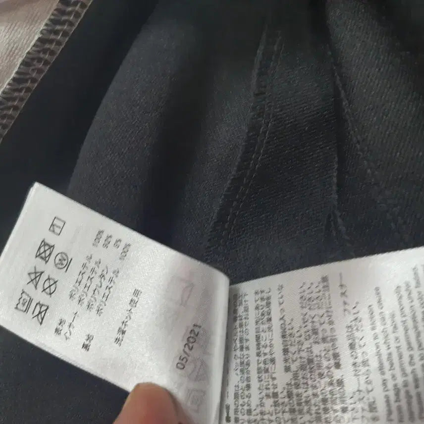 [BUNJANG] Oakley White/Black Zip-up Jacket / 오클리 화이트/블랙 집업자켓