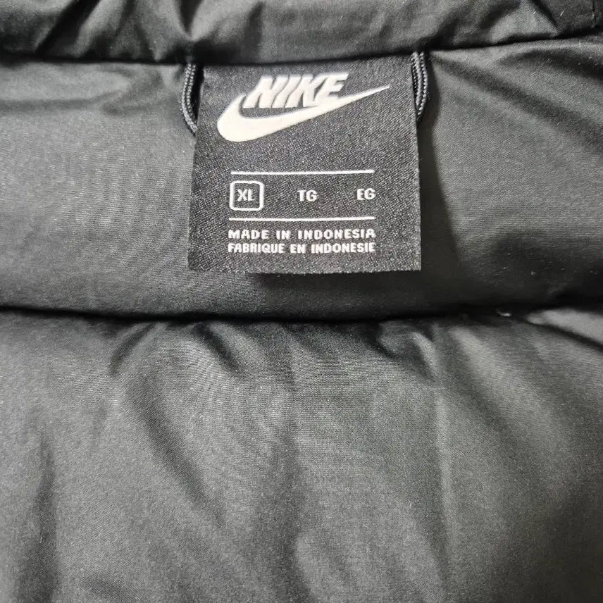 [BUNJANG] Nike Windrunner Duck Down Padded Hooded Jacket Black / (무료배송)나이키 윈드러너  후드 덕다운  패딩 블랙