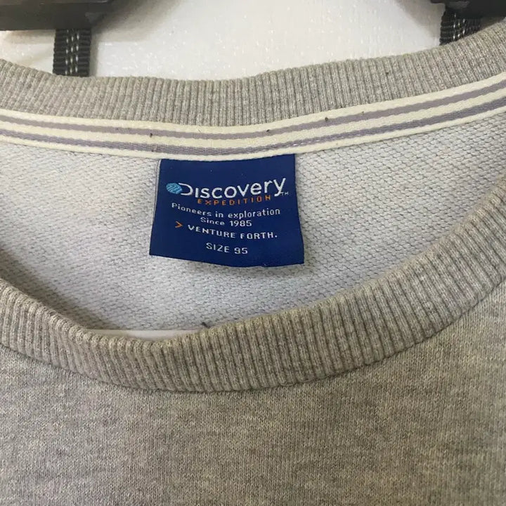 [BUNJANG] Discovery Expedition Two-Tone Sweatshirt / 디스커버리 익스페디션 맨투맨 그린/회색
