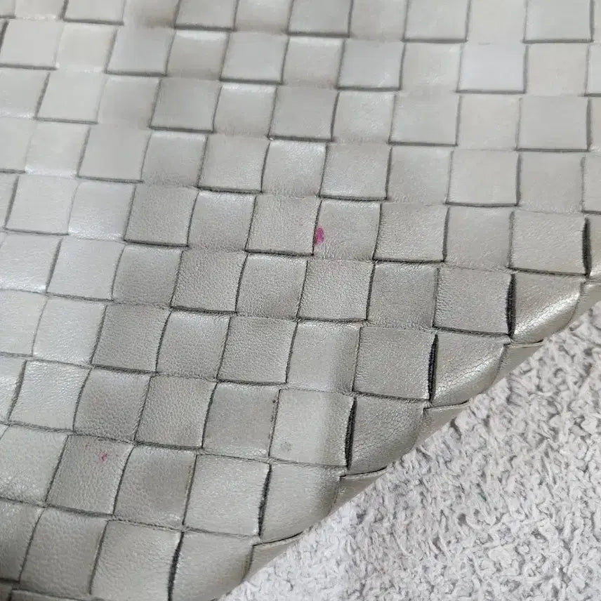 [BUNJANG] Bottega Veneta Weaving Pattern Clutch Bag / 보테가베네타 위빙 패턴 클러치백 그레이