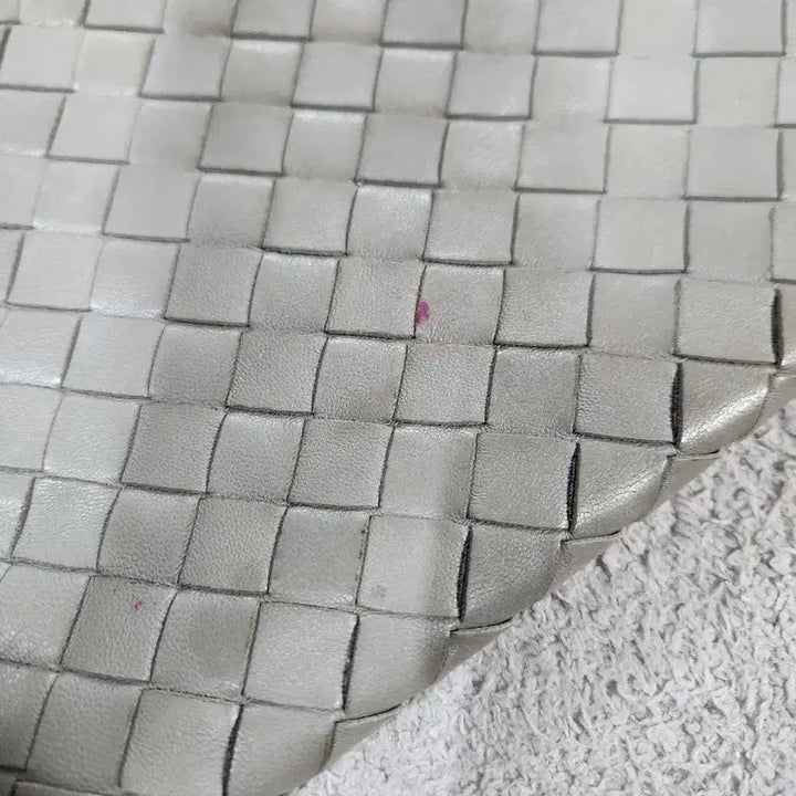 [BUNJANG] Bottega Veneta Weaving Pattern Clutch Bag / 보테가베네타 위빙 패턴 클러치백 그레이