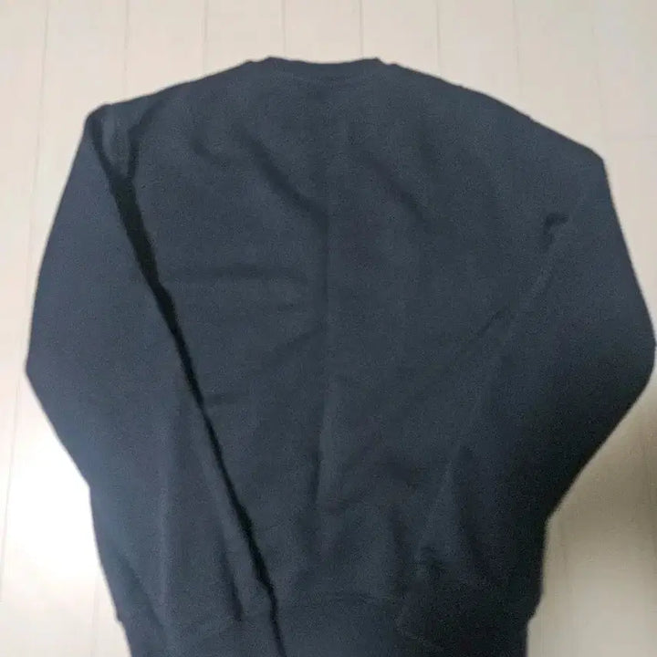 [BUNJANG] M Army Small Heart Black Sweatshirt / [M]아미 스몰하트 맨투맨